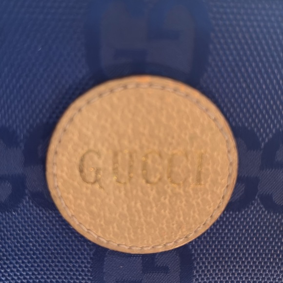 DROPPING SOON💖GUCCI “Off the Grid” Bifold Wallet Unisex - Picture 3 of 14